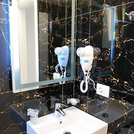 Elite 3* Sarandë